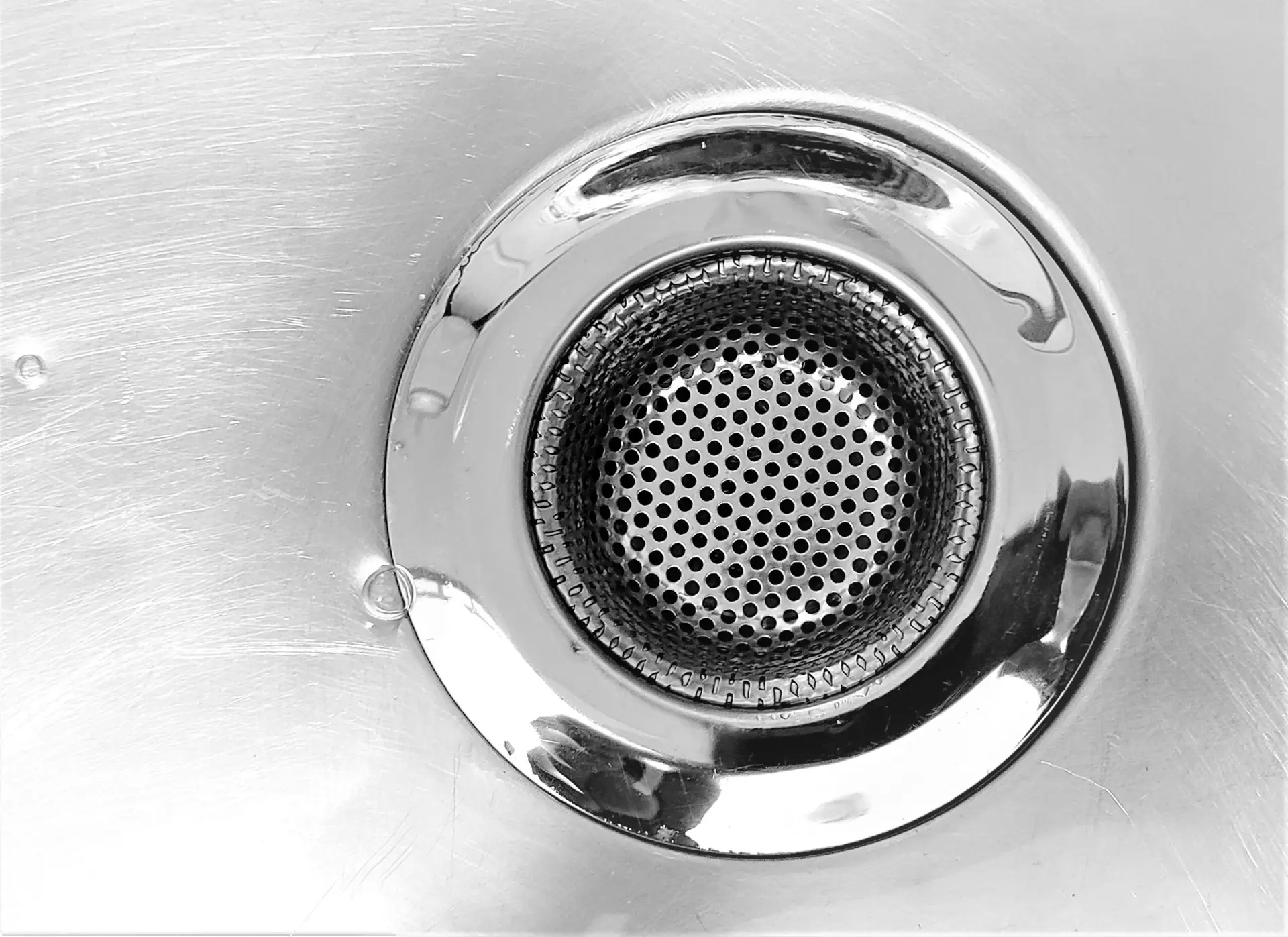 5 Signs You Need a Professional Drain Cleaning in San Diego from E-Drains San Diego Plumber